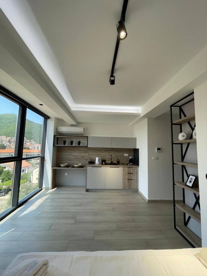 Dora Family Apartment *
