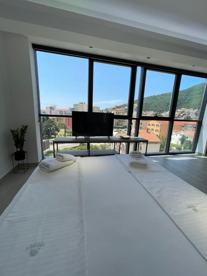 Dora Family Apartment Budva