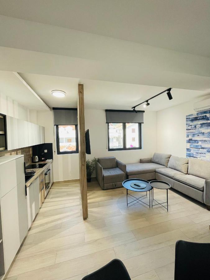 Dora Family Apartment *
