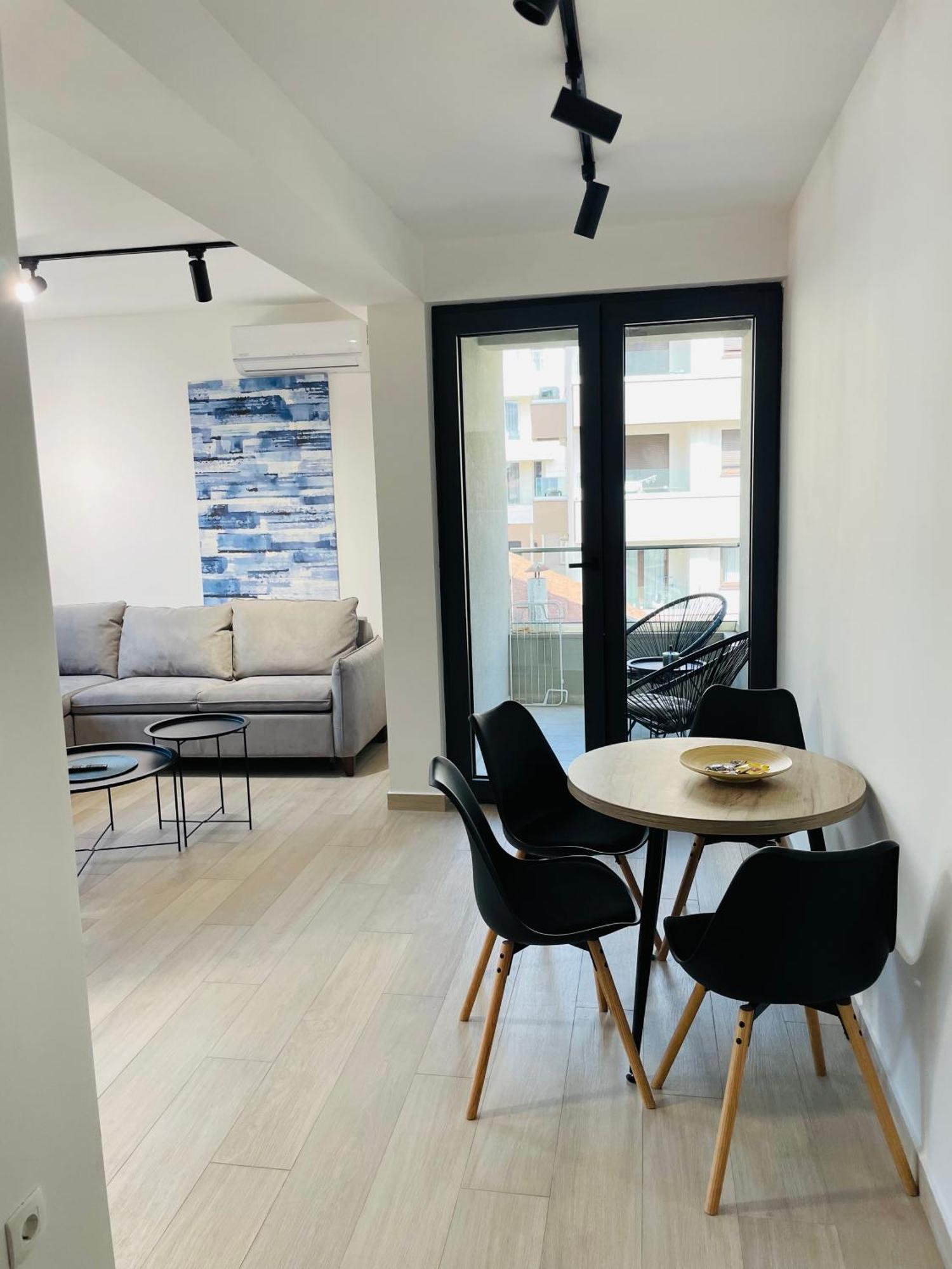Apartment Dora Family Budva